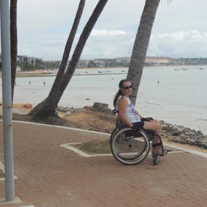 CADEIRANTE NA PRAIA