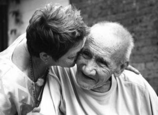 EM DECISÃO CONTESTADA, FDA APROVA NOVO REMÉDIO CONTRA ALZHEIMER