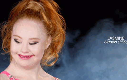 JOVEM COM SÍNDROME DE DOWN É TRANSFORMADA EM PRINCESAS DA DISNEY