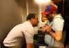 CADEIRANTE VOA DE SP AO RIO E ENFRENTA DE ELEVADOR INTERDITADO A AVIÃO LOTADO