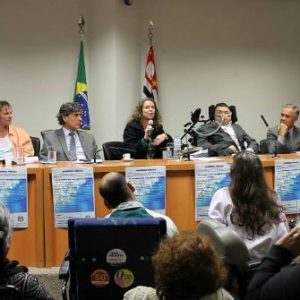 durante_audiencia_publica_para_debater_o_projeto_de_lei_660_sobre_a_sindrome_pos-polio_e_doencas_neuromusculares