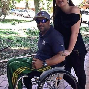 ademar-munin-e-a-esposa-michele-ele-conta-como-mantem-uma-vida-sexualmente-ativa-1497550598209_v2_450x600