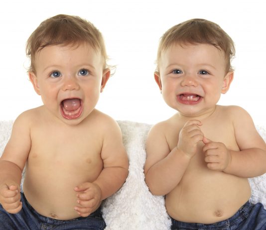 AUTISMO: A MANEIRA COMO BEBÊS OLHAM PARA ROSTOS PODE DAR NOVAS PISTAS SOBRE O TRANSTORNO