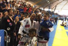 XÔ, PRECONCEITO! ATLETAS COM DEFICIÊNCIA MOSTRAM DESENVOLTURA NO JIU-JÍTSU