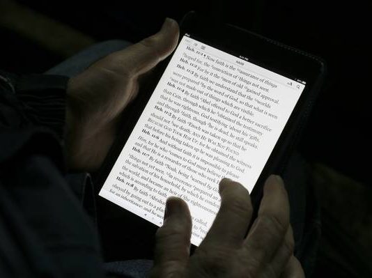 LIVRO ACESSÍVEL, O SITE QUE DÁ ACESSO A LIVROS PARA PESSOAS COM DEFICIÊNCIA VISUAL