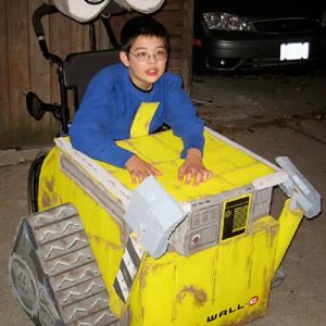 wheelchair-cosplay-walle