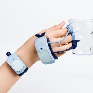 manovivo-wearable-smart-glove-for-people-with-rheumatoid-arthritis1