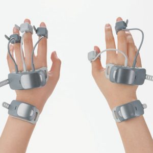 manovivo-wearable-smart-glove-for-people-with-rheumatoid-arthritis4