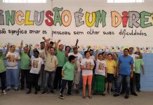 turma do projeto de capoeira adaptada