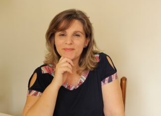 EDUCADORA CRIA SITE PARA DIMINUIR A FALTA DE INFORMAÇÃO SOBRE EDUCAÇÃO INCLUSIVA: TEM ATÉ CURSO VIA WHATSAPP
