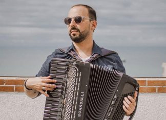 CONHEÇA A HISTÓRIA DO FORROZEIRO QUE SUPERA A CEGUEIRA POR MEIO DA MÚSICA – VEJA O VÍDEO