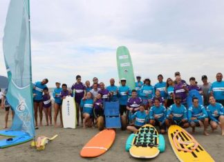 PRIMEIRA ESCOLA PÚBLICA DE SURFE ADAPTADO DO MUNDO JÁ FUNCIONA EM SANTOS